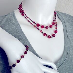 Vintage Avon necklace and bracelet set